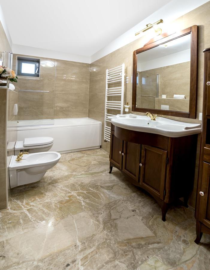 Theodora Golf Club 4* Alba Iulia