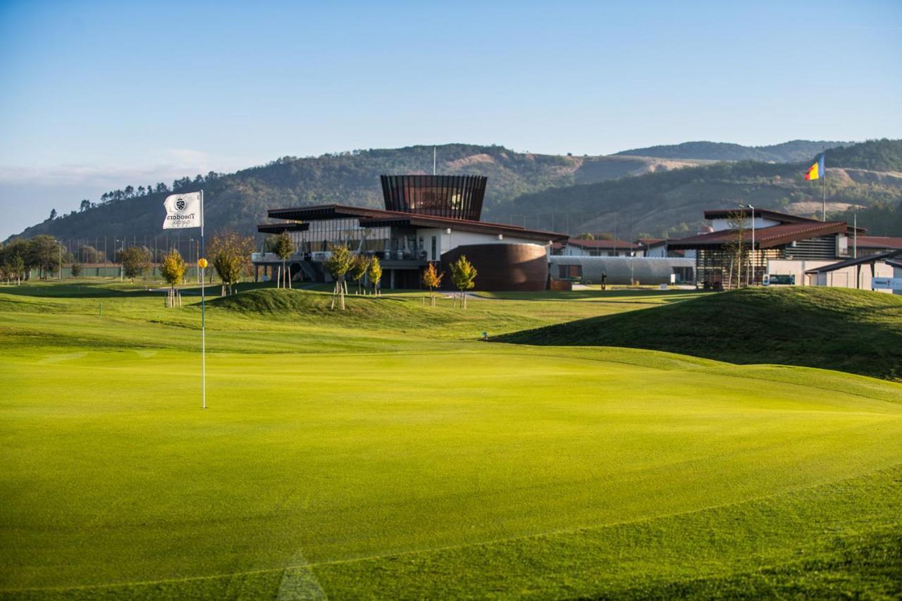 Hotel Theodora Golf Club