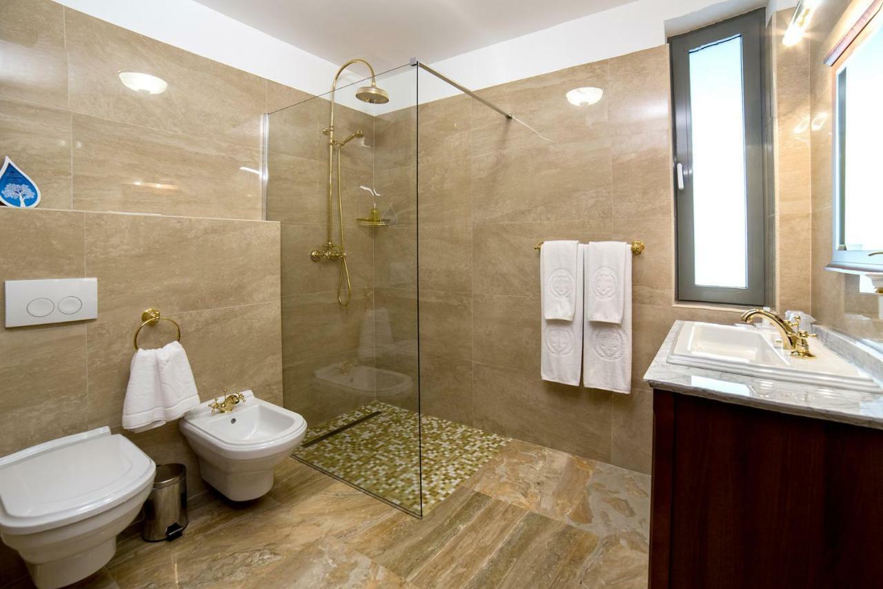 Theodora Golf Club 4*